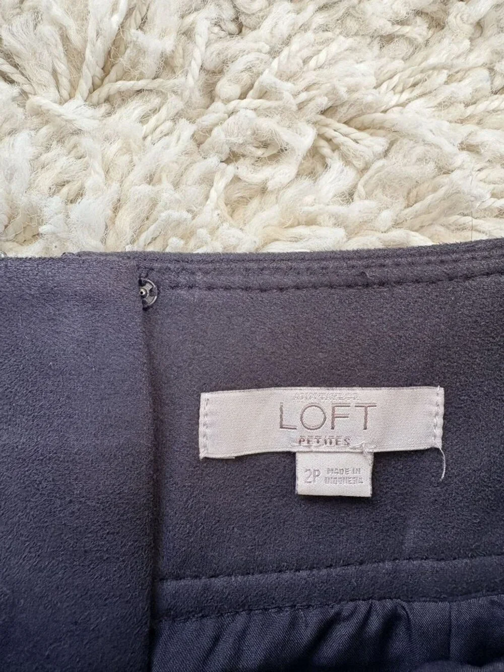Loft Petite 2P Dark Navy Vegan Suede Skirt With Back Zipper & Pockets Fully Line